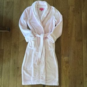 VS PINK Fluffy Robe LIKE new
